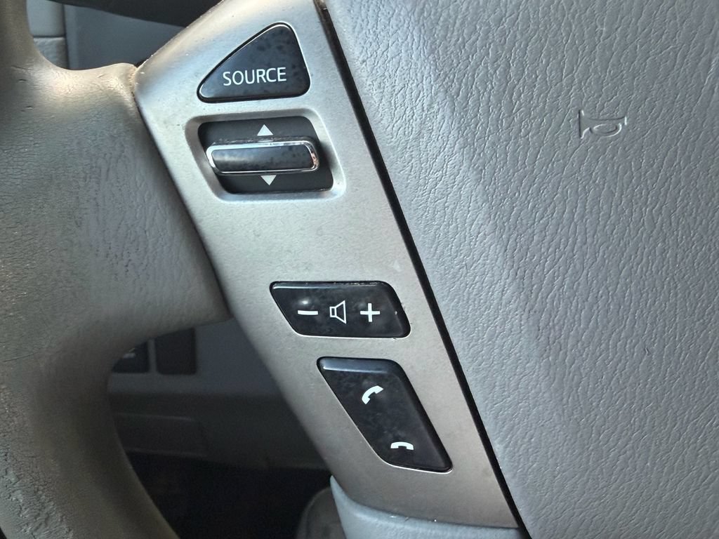 Used 2021 Nissan NV 2500 S RWD image 26