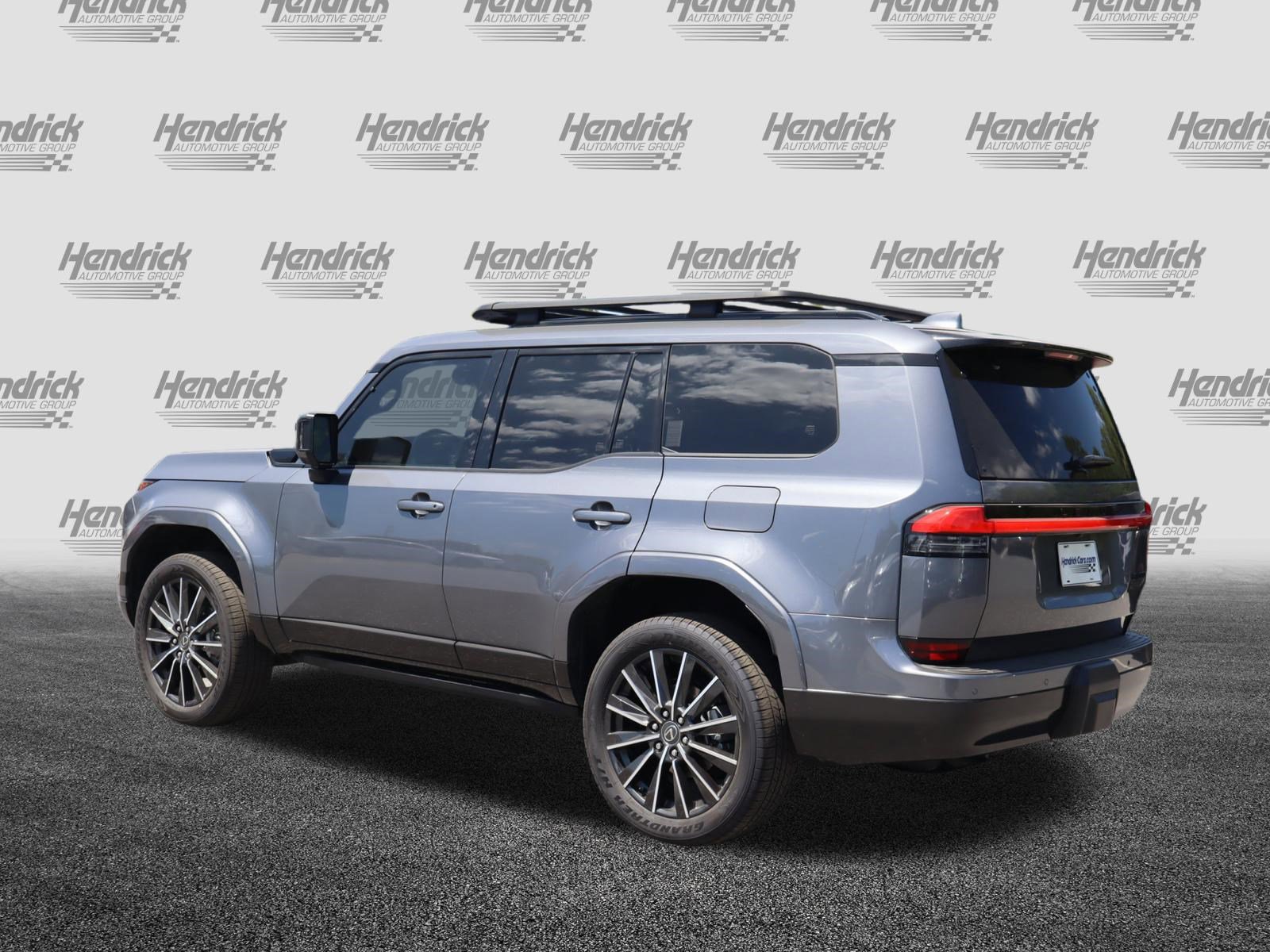 Used 2025 Lexus GX 550 w/ Accessory Package (2T) AWD/4WD image 7