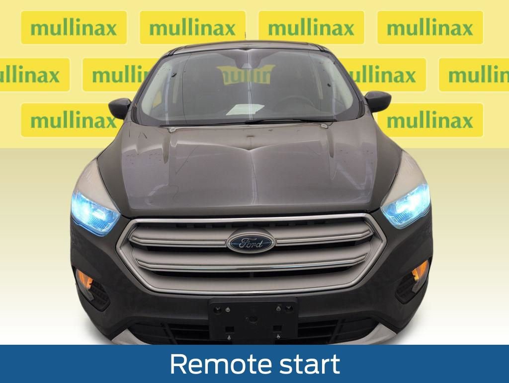 Used 2019 Ford Escape SE image 13