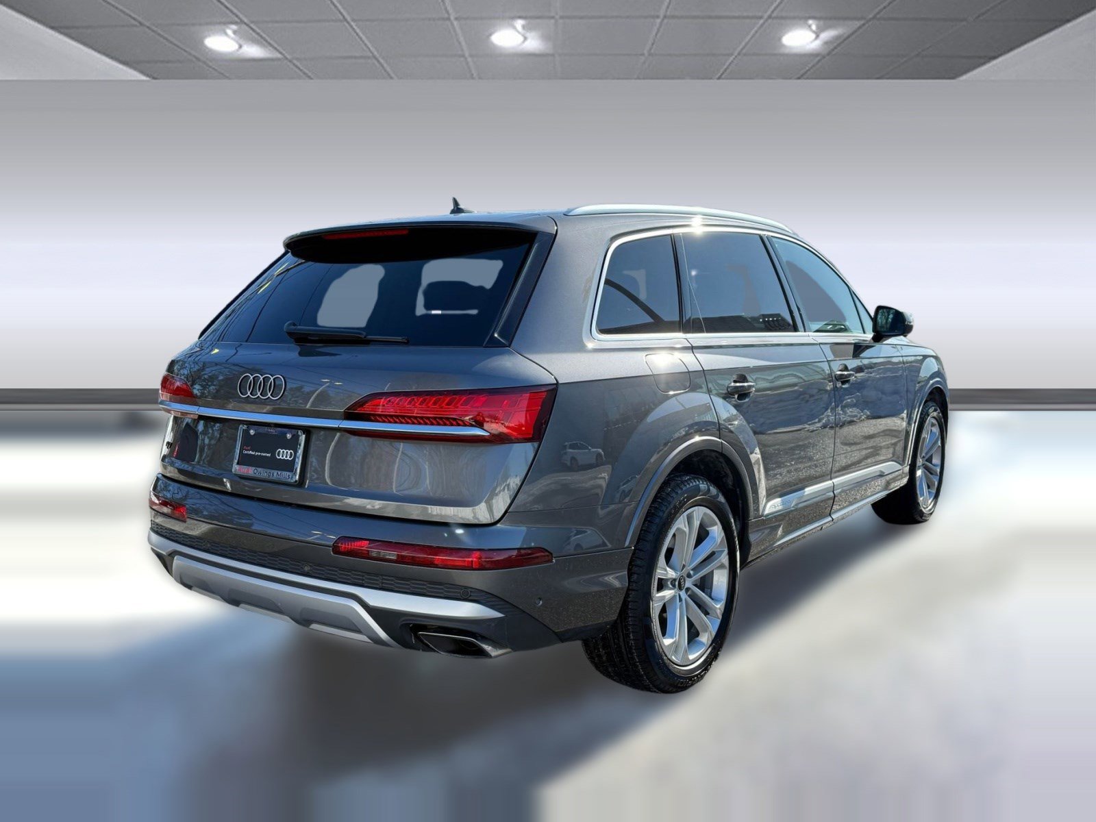 Certified 2025 Audi Q7 2.0T Premium w/ Convenience Package image 9