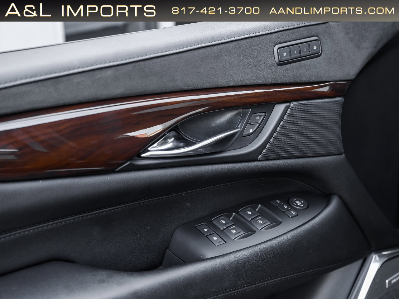 Used 2019 Cadillac Escalade ESV Premium Luxury image 44