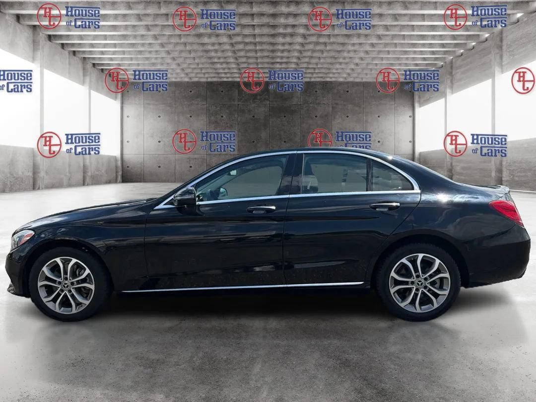 Used 2017 Mercedes-Benz C 300 4MATIC Sedan w/ Premium 3 Package image 8