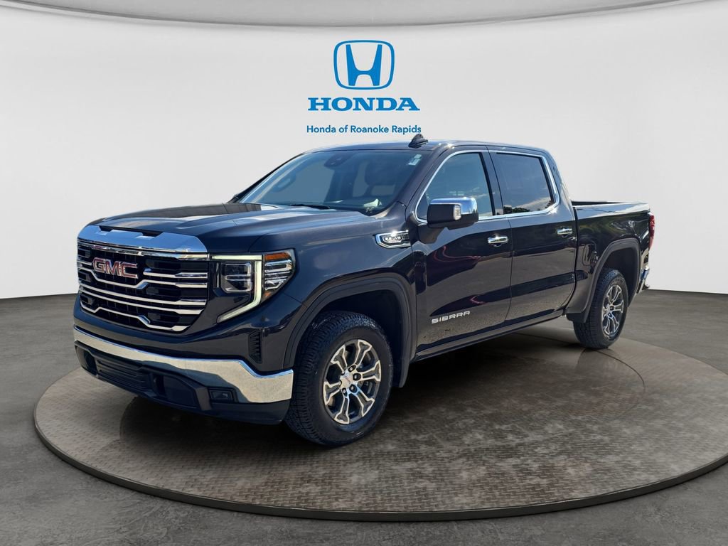Used 2025 GMC Sierra 1500 SLT RWD image 1