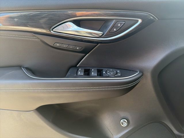 Used 2023 Buick Envision Essence w/ Sport Touring Package AWD/4WD image 16