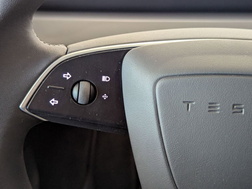 Used 2024 Tesla Model 3 Standard Range image 37