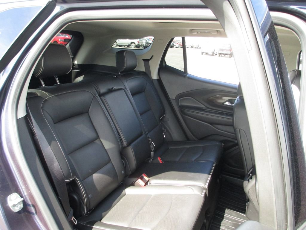 Used 2018 GMC Terrain Denali w/ Advanced Safety Package image 23