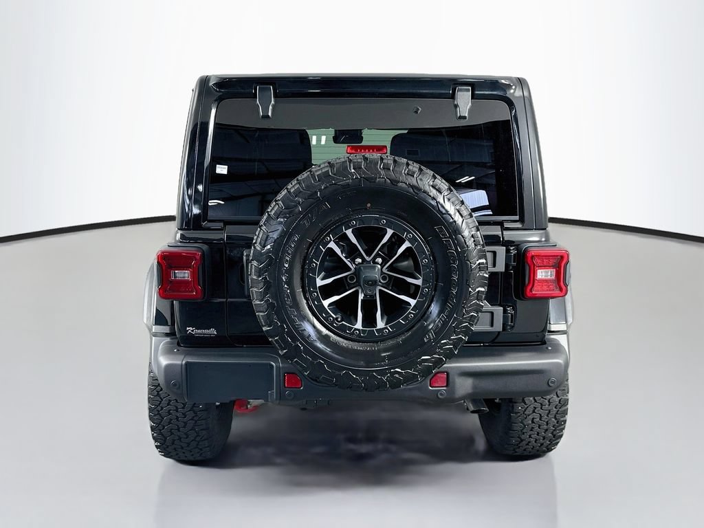 Used 2025 Jeep Wrangler Unlimited Rubicon AWD/4WD image 6