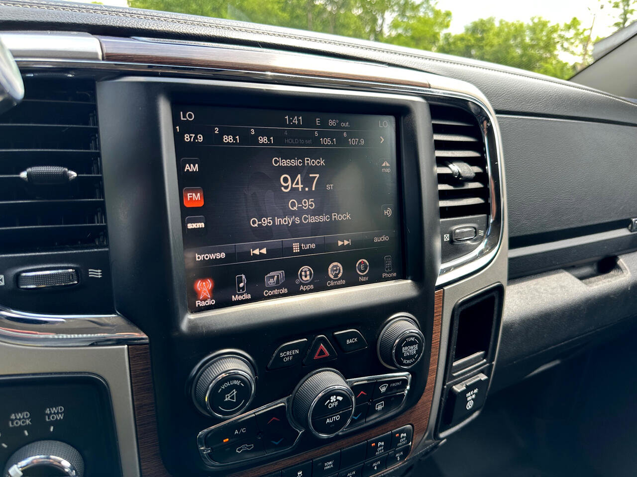 Used 2017 RAM 2500 Laramie w/ Sport Appearance Group image 36