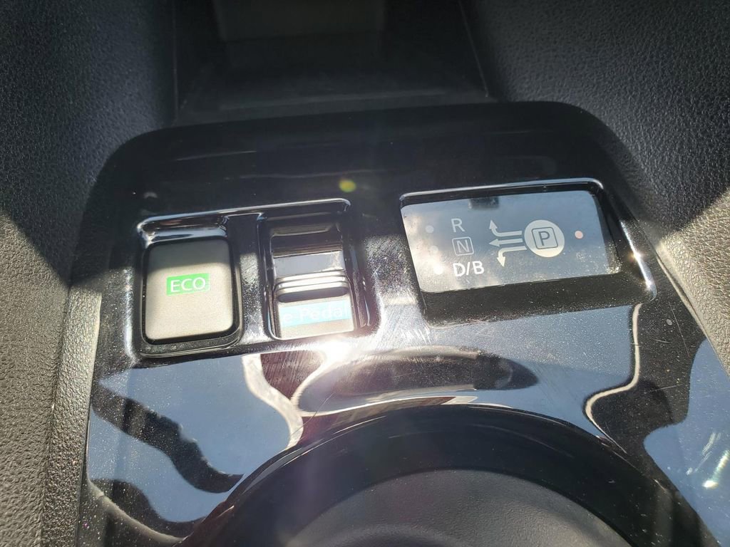 Used 2024 Nissan Leaf SV Plus FWD image 27