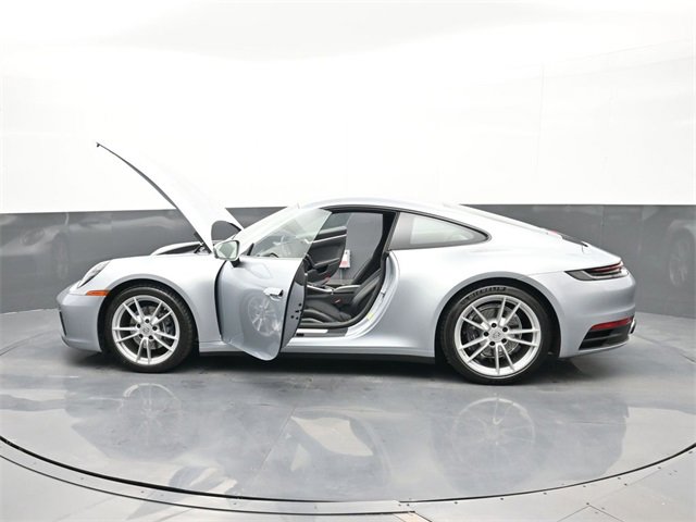 Used 2021 Porsche 911 Carrera 4 image 25