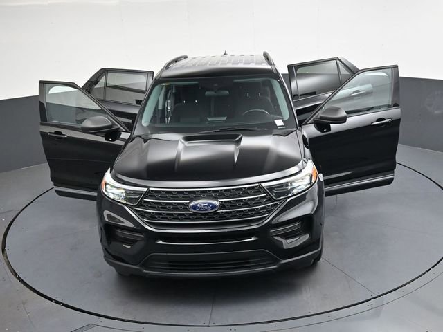 Used 2023 Ford Explorer XLT image 43