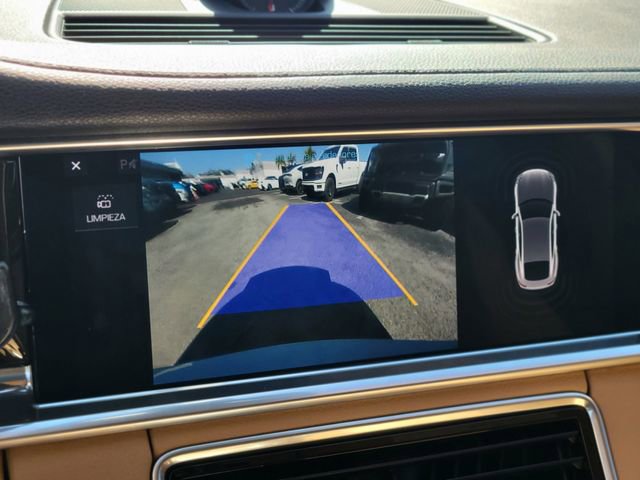 Used 2018 Porsche Panamera 4S image 27