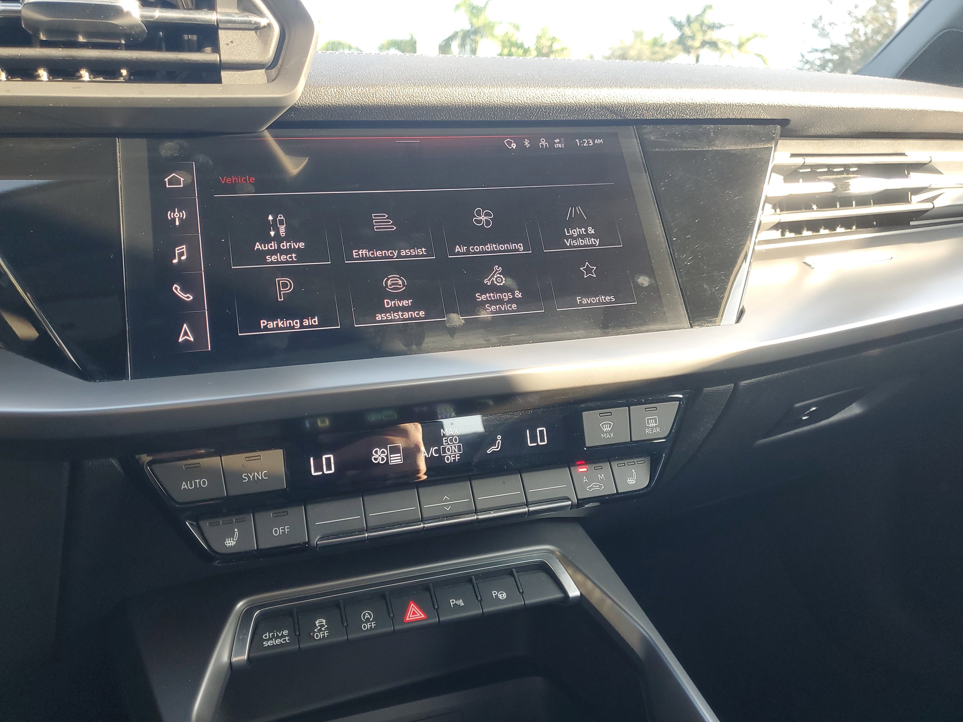 Used 2024 Audi A3 2.0T Premium image 28