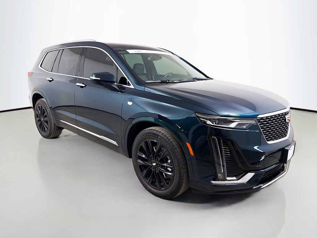 Certified 2024 Cadillac XT6 Luxury AWD/4WD image 4