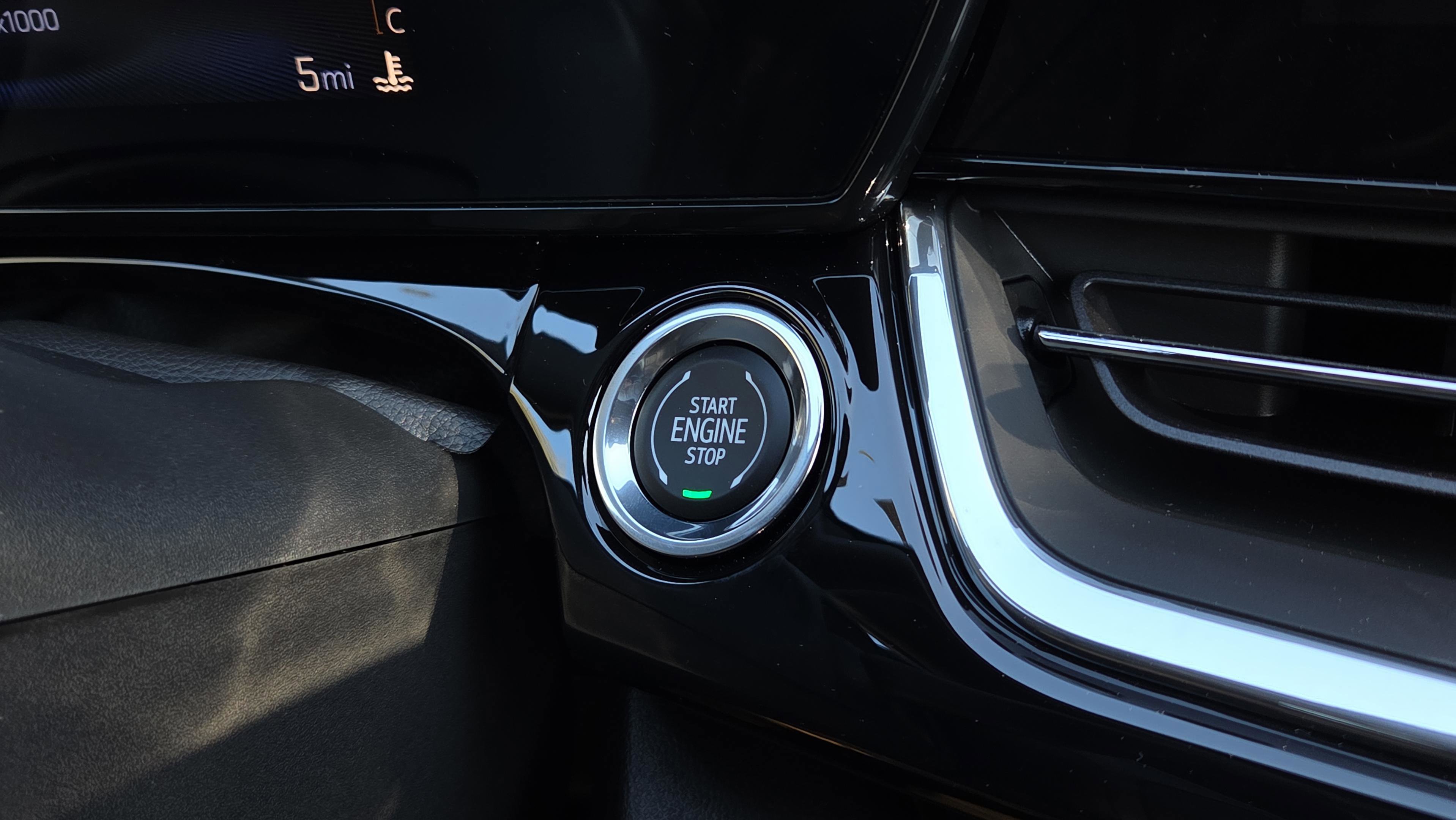 New 2026 Chevrolet Trax RS w/ Driver Confidence Package image 22