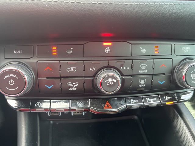 Used 2022 Dodge Durango GT image 25