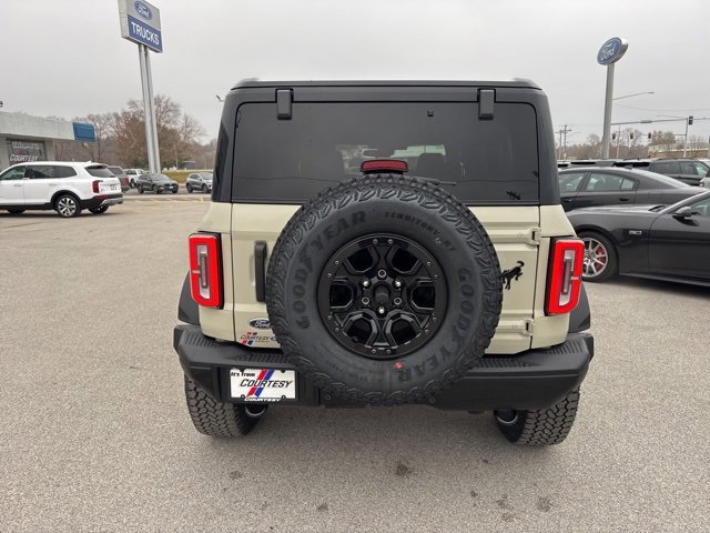 New 2025 Ford Bronco Badlands w/ Sasquatch Package image 4