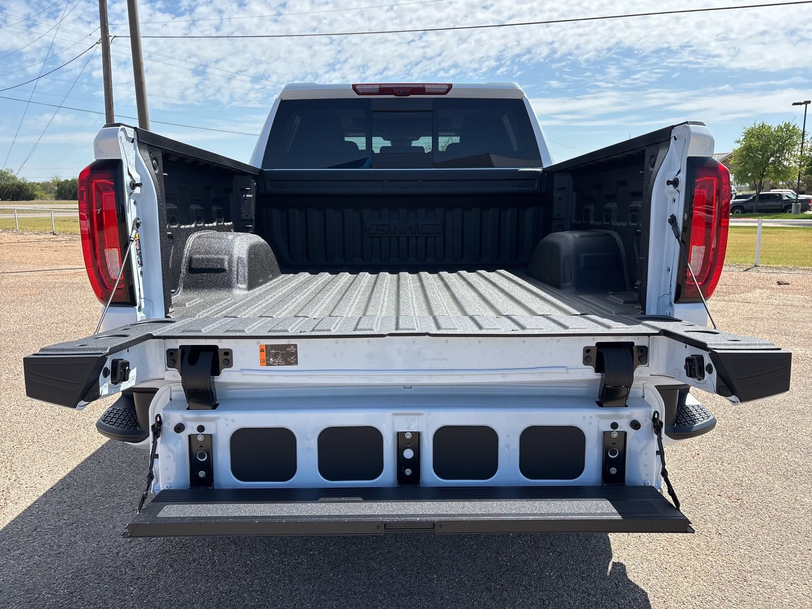 New 2026 GMC Sierra 1500 Denali w/ Denali Reserve Package AWD/4WD image 36