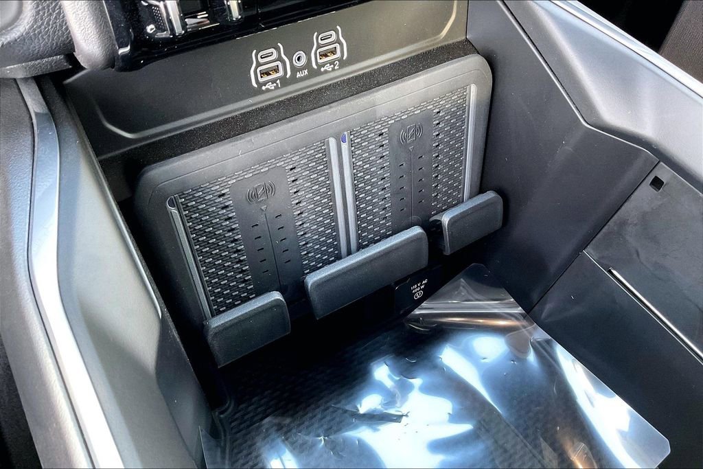 New 2026 RAM 2500 Laramie AWD/4WD image 15
