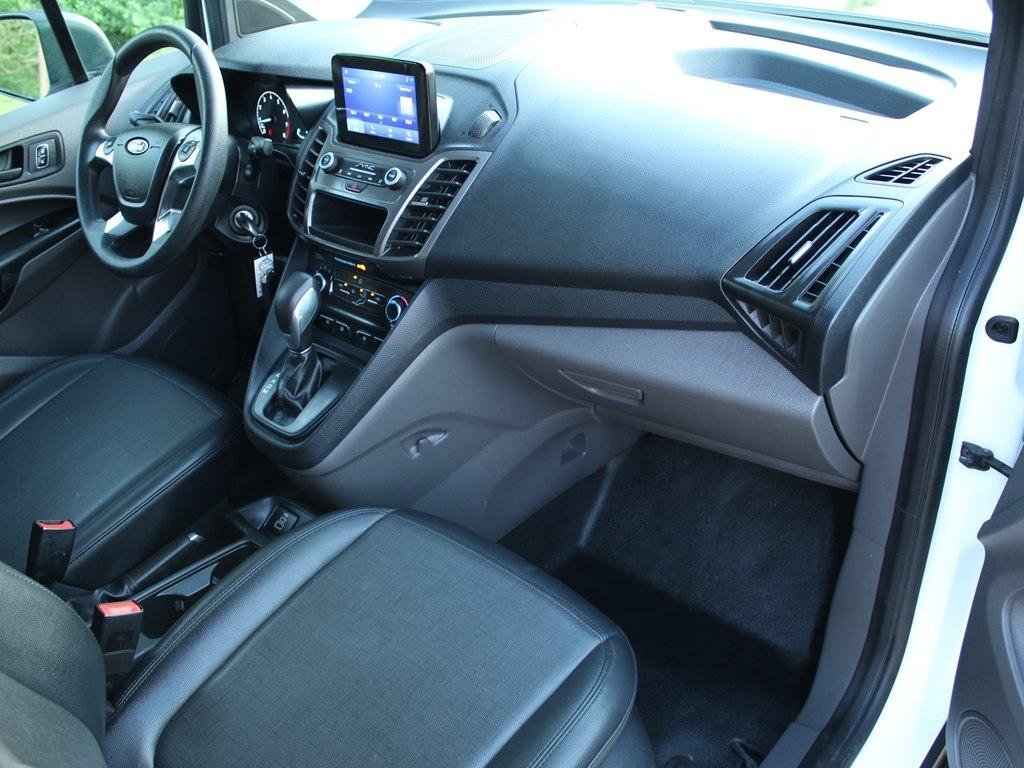 Used 2022 Ford Transit Connect XL FWD image 12