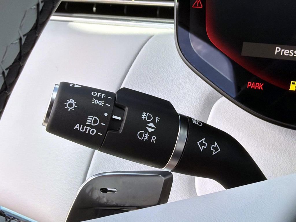 New 2026 Land Rover Range Rover Sport Dynamic SE image 32