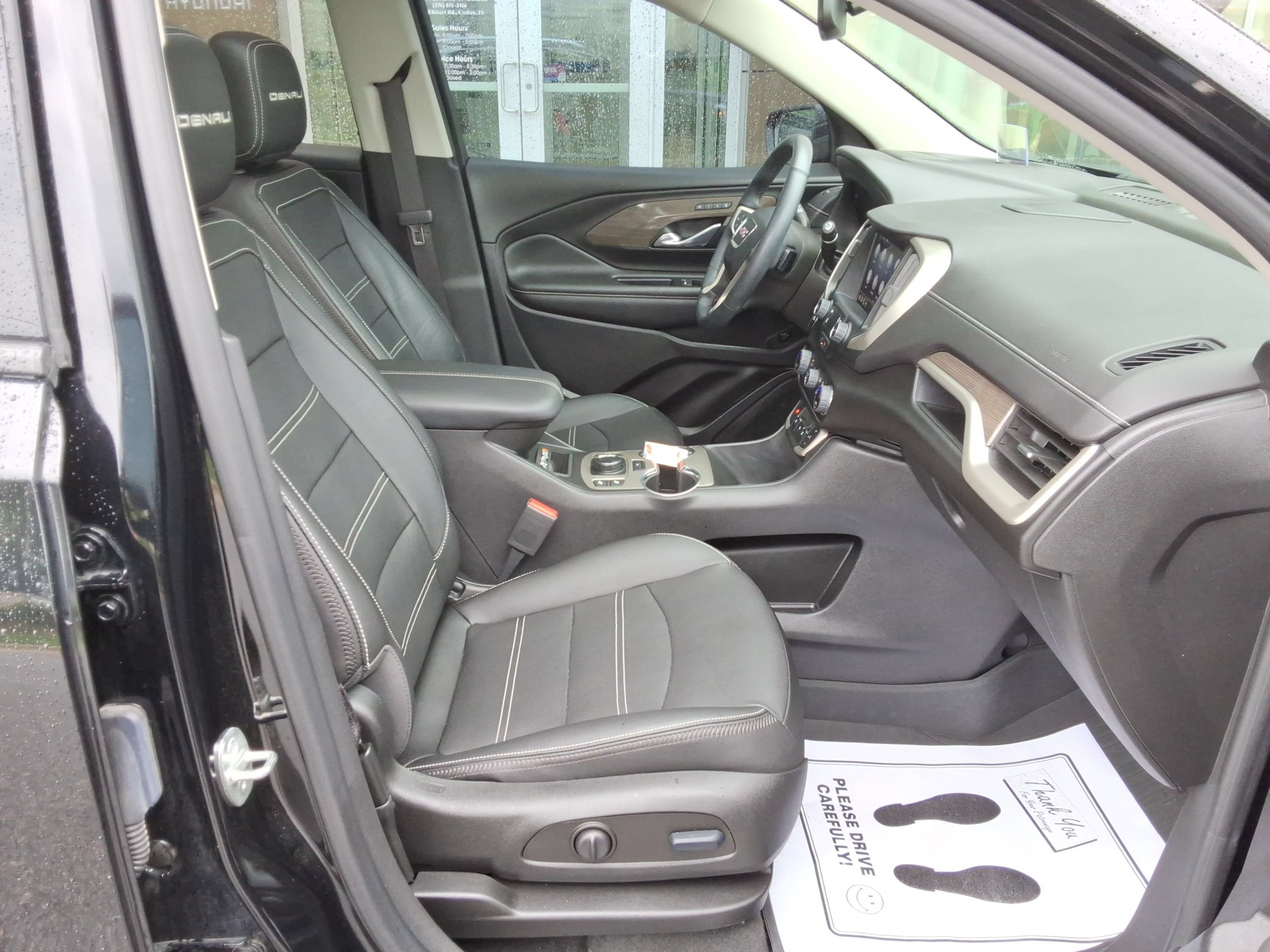 Used 2023 GMC Terrain Denali w/ LPO, Floor Liner Package AWD/4WD image 35