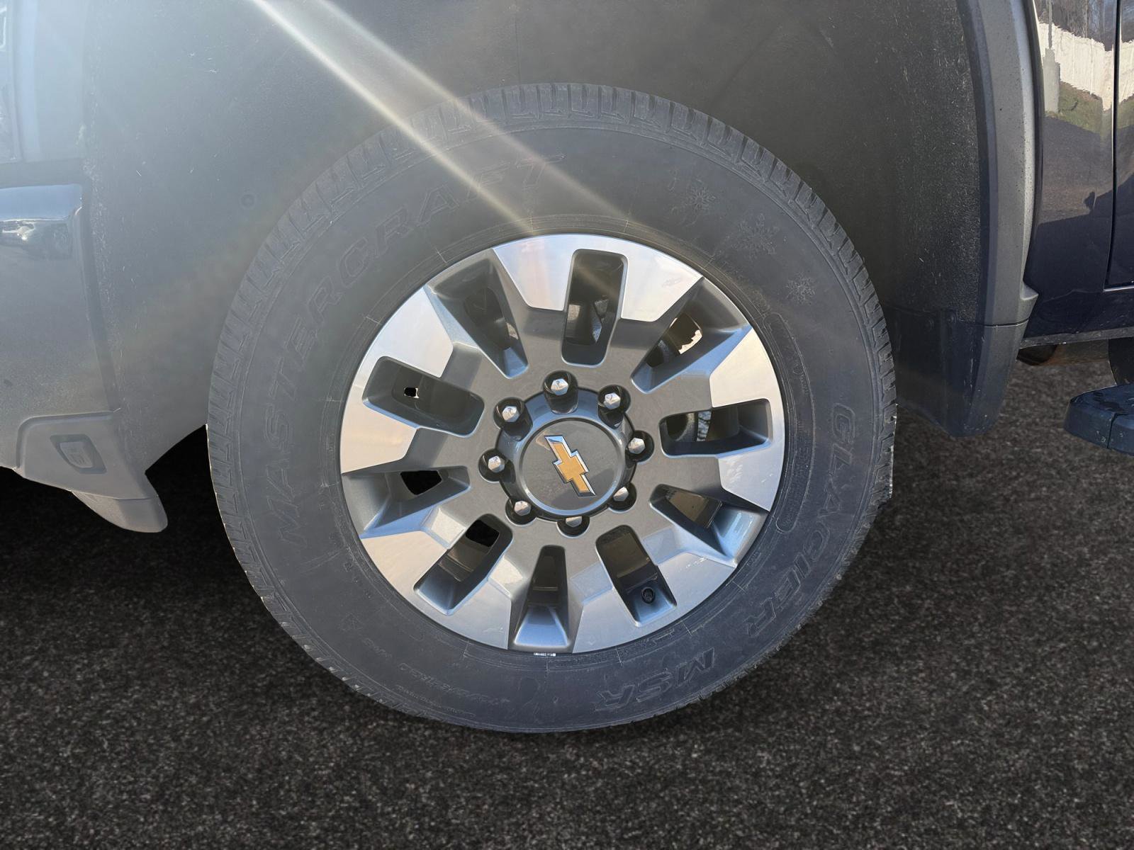 Used 2024 Chevrolet Silverado 2500 Custom w/ Custom Value Package image 14