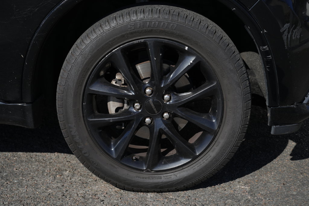 Used 2017 Dodge Durango GT w/ Premium Group AWD/4WD image 12