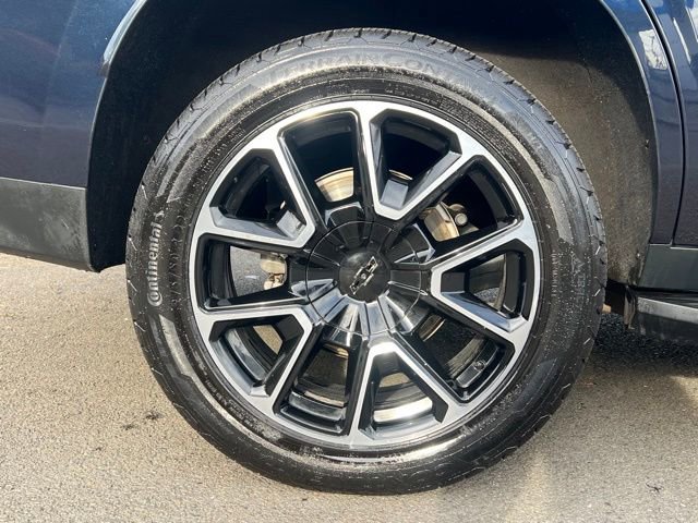 Used 2022 Chevrolet Tahoe RST w/ Luxury Package image 19