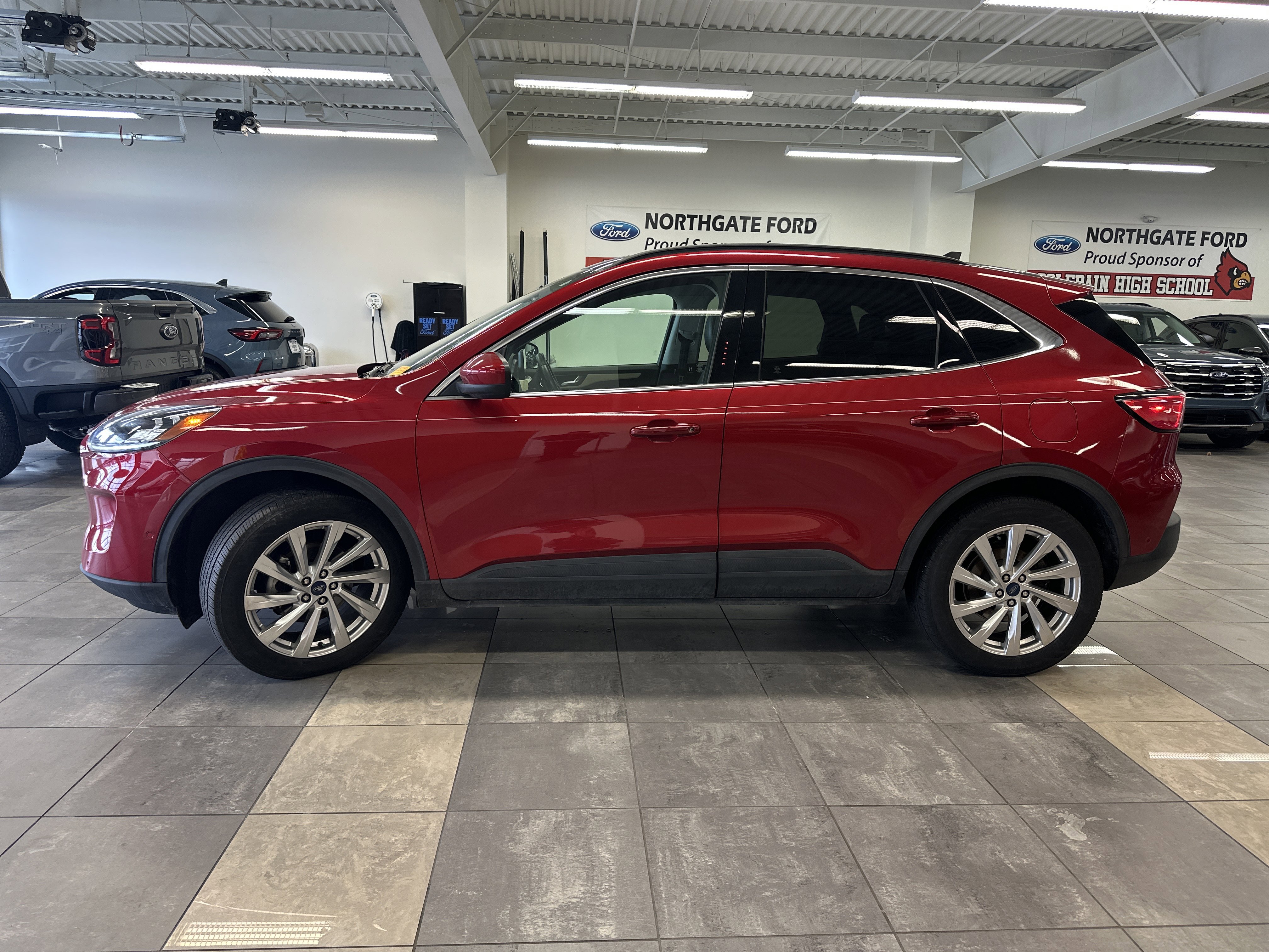 Used 2021 Ford Escape Titanium w/ Titanium Elite Package image 14