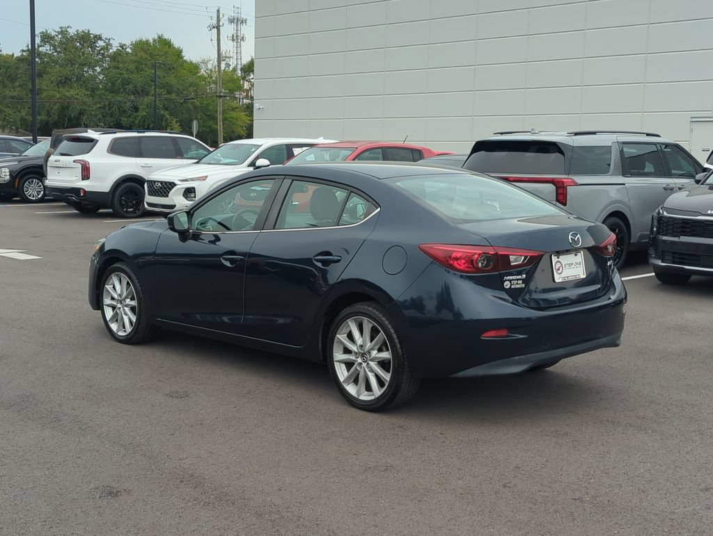 Used 2017 MAZDA MAZDA3 Touring FWD image 5