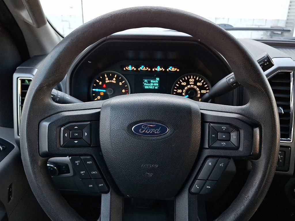 Used 2015 Ford F150 XLT AWD/4WD image 22