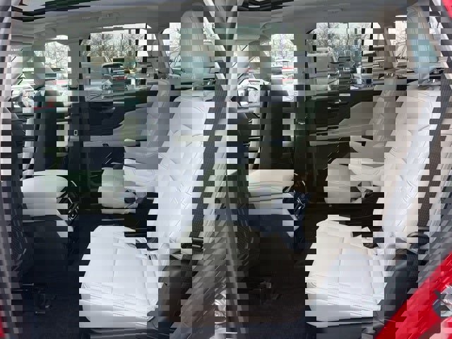 Used 2025 Lincoln Aviator AWD w/ Jet Appearance Package image 14