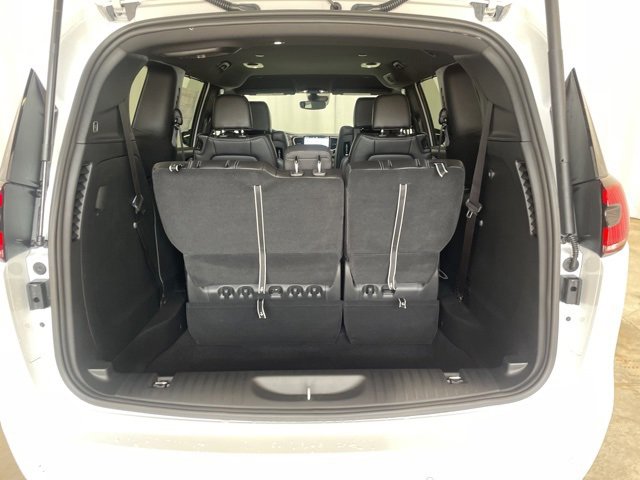 New 2026 Chrysler Pacifica Select image 44