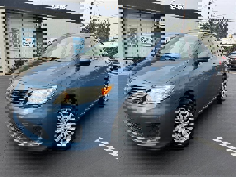 Used 2013 Toyota Corolla LE image 1