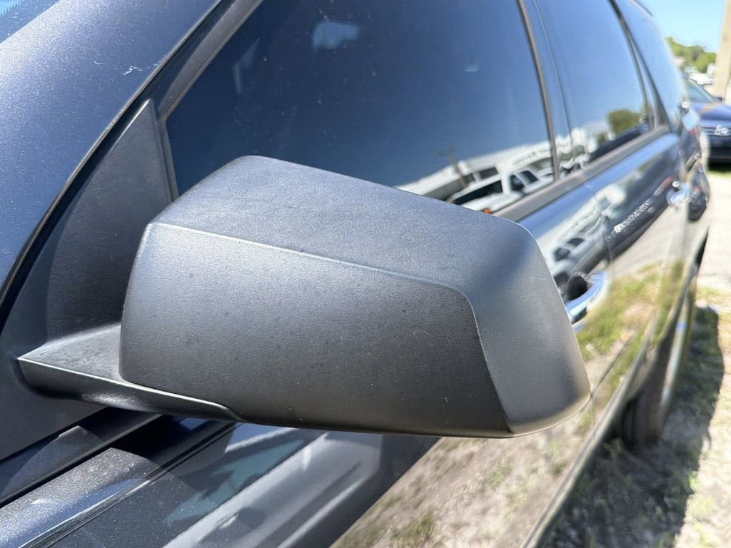 Used 2014 GMC Acadia SLE FWD image 6