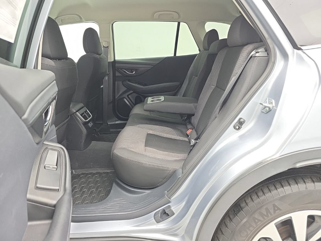 Used 2022 Subaru Outback Premium AWD/4WD image 33