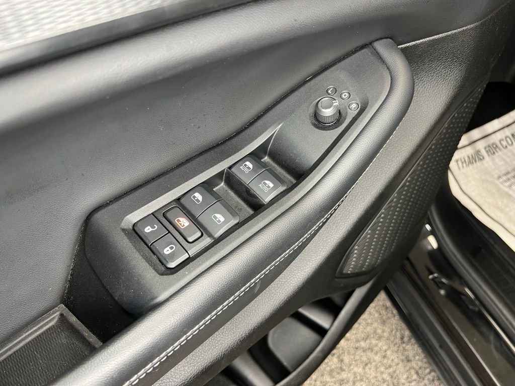 Used 2024 Jeep Grand Cherokee Altitude image 15