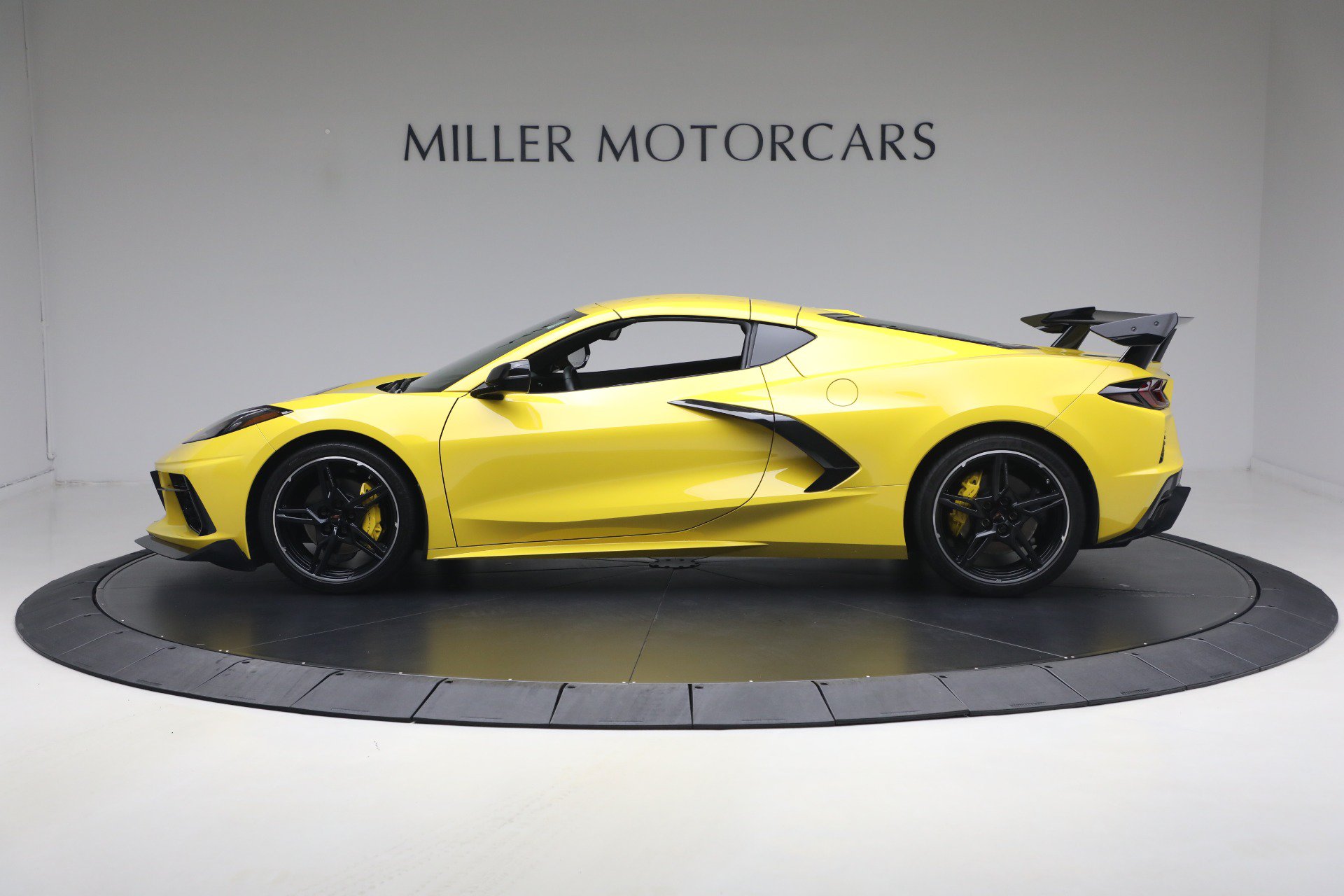 Used 2025 Chevrolet Corvette Stingray Coupe w/ Battery Protection Package RWD image 26
