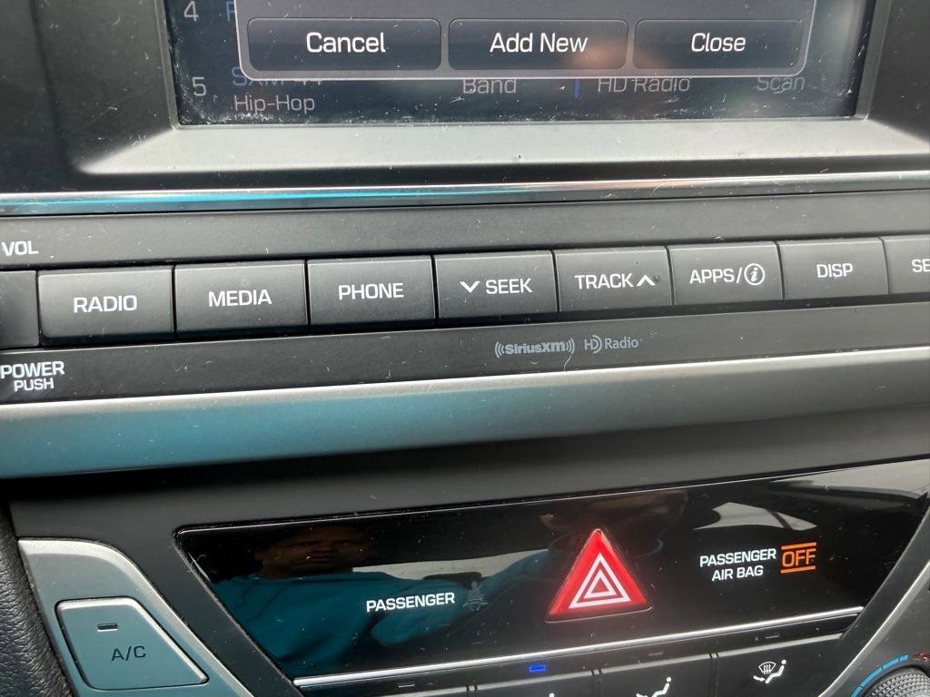 Used 2018 Hyundai Elantra SEL w/ Cargo Package FWD image 16