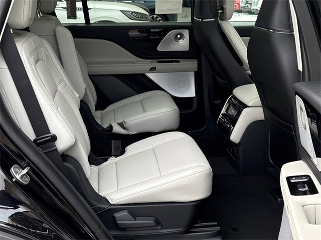 New 2026 Lincoln Aviator Reserve image 10