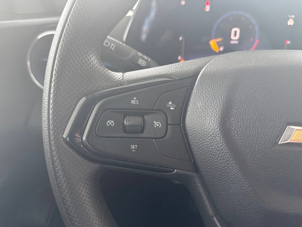 Used 2024 Chevrolet Trax LT FWD image 22