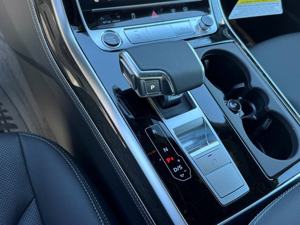 New 2026 Audi Q8 Premium Plus image 23
