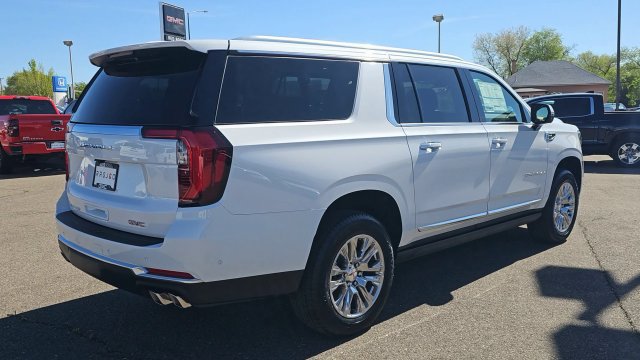 New 2026 GMC Yukon XL Denali w/ Sun & Power Step Package AWD/4WD image 10
