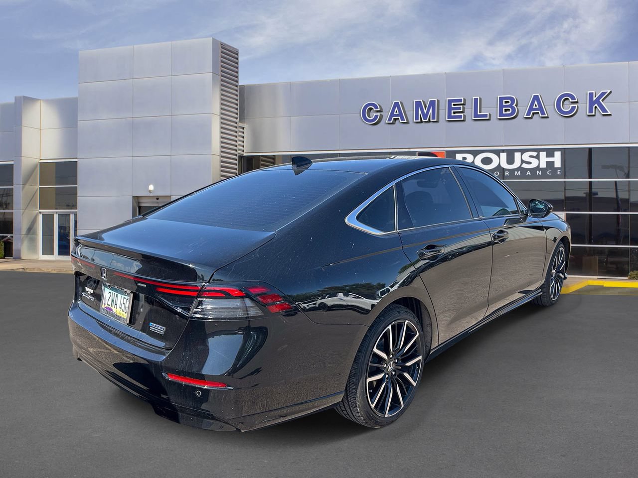 Used 2024 Honda Accord Touring image 5