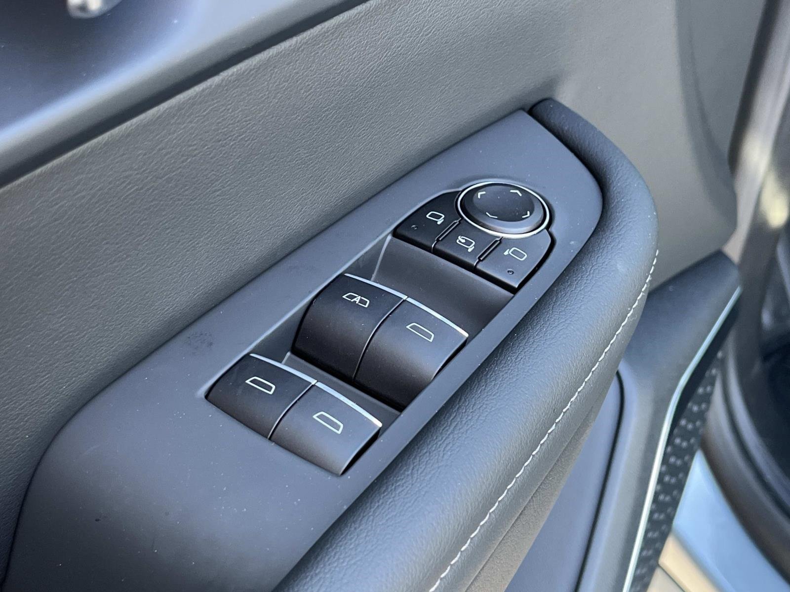 New 2026 Buick Enclave Avenir w/ Super Cruise Package image 24