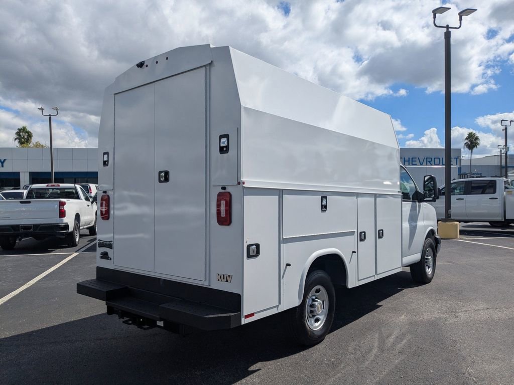 New 2025 Chevrolet Express 3500 w/ Power Convenience Package image 6