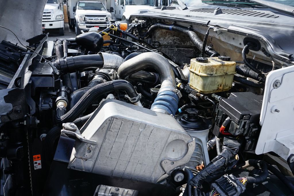 Used 2016 Ford F650 2WD Regular Cab Super Duty image 12
