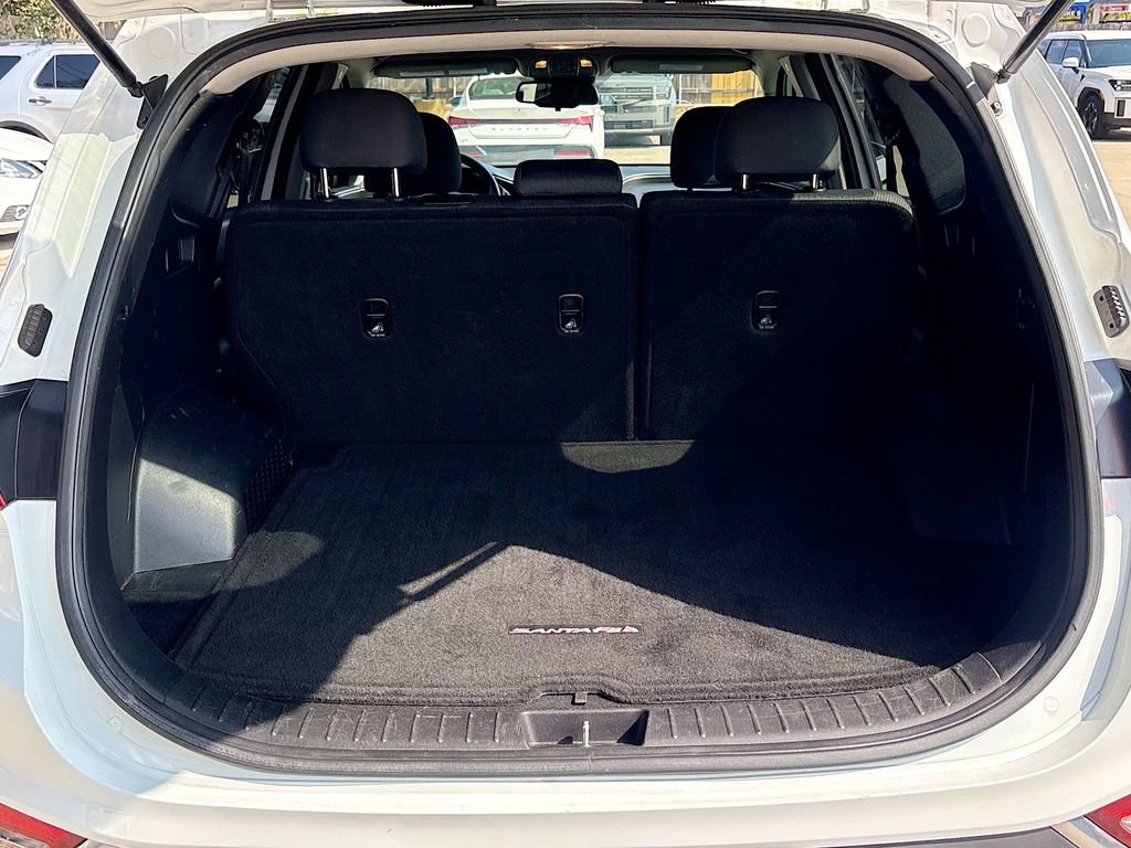 Used 2019 Hyundai Santa Fe SEL image 25