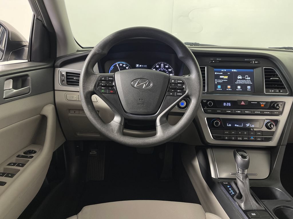 Used 2017 Hyundai Sonata SE FWD image 15